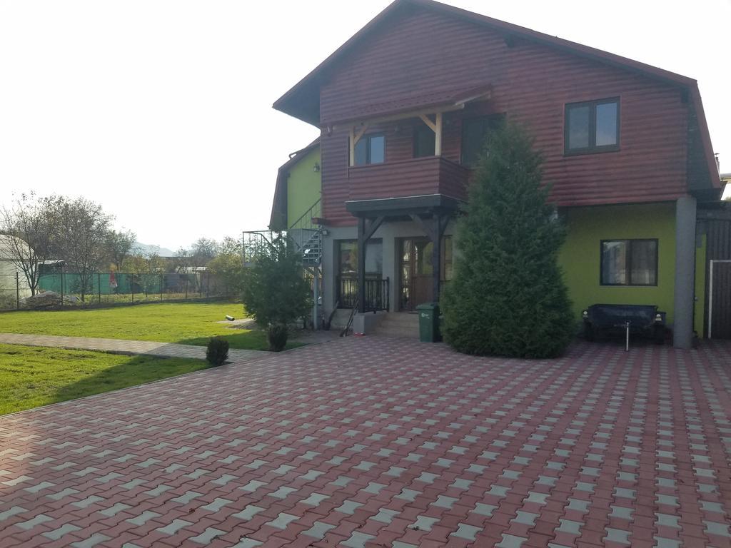 Casa Nella Villa Brasov Exterior photo